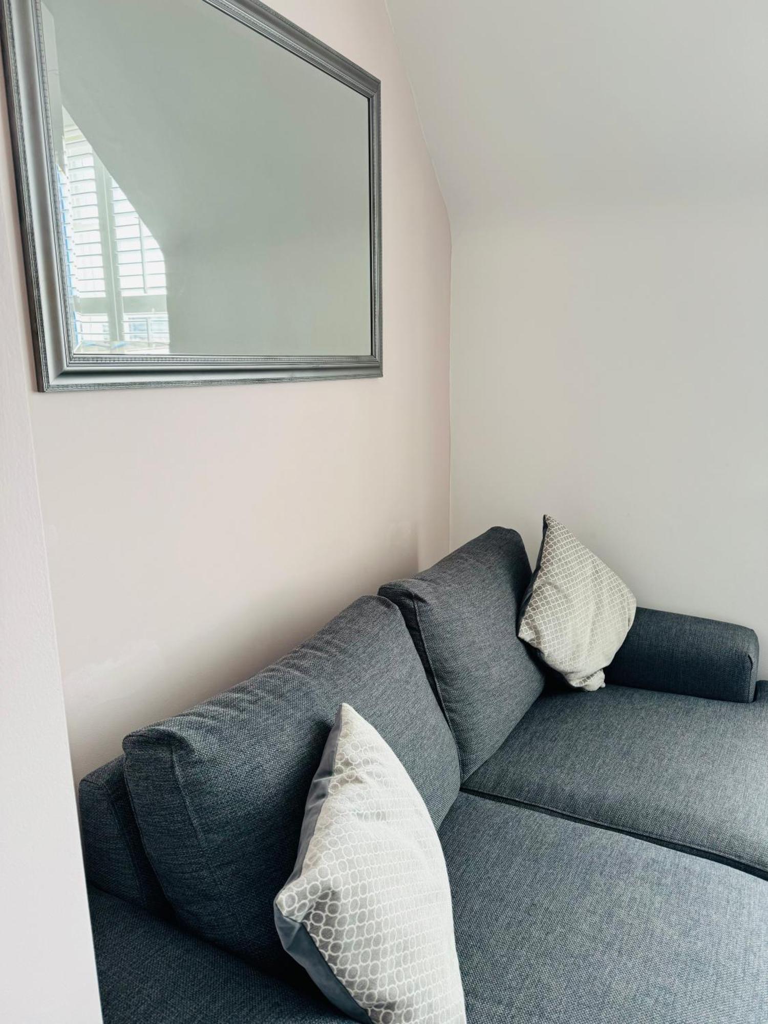 Penthouse Suite, Sea View, Close To Shops, Beach And Train St Leonards-on-Sea Экстерьер фото