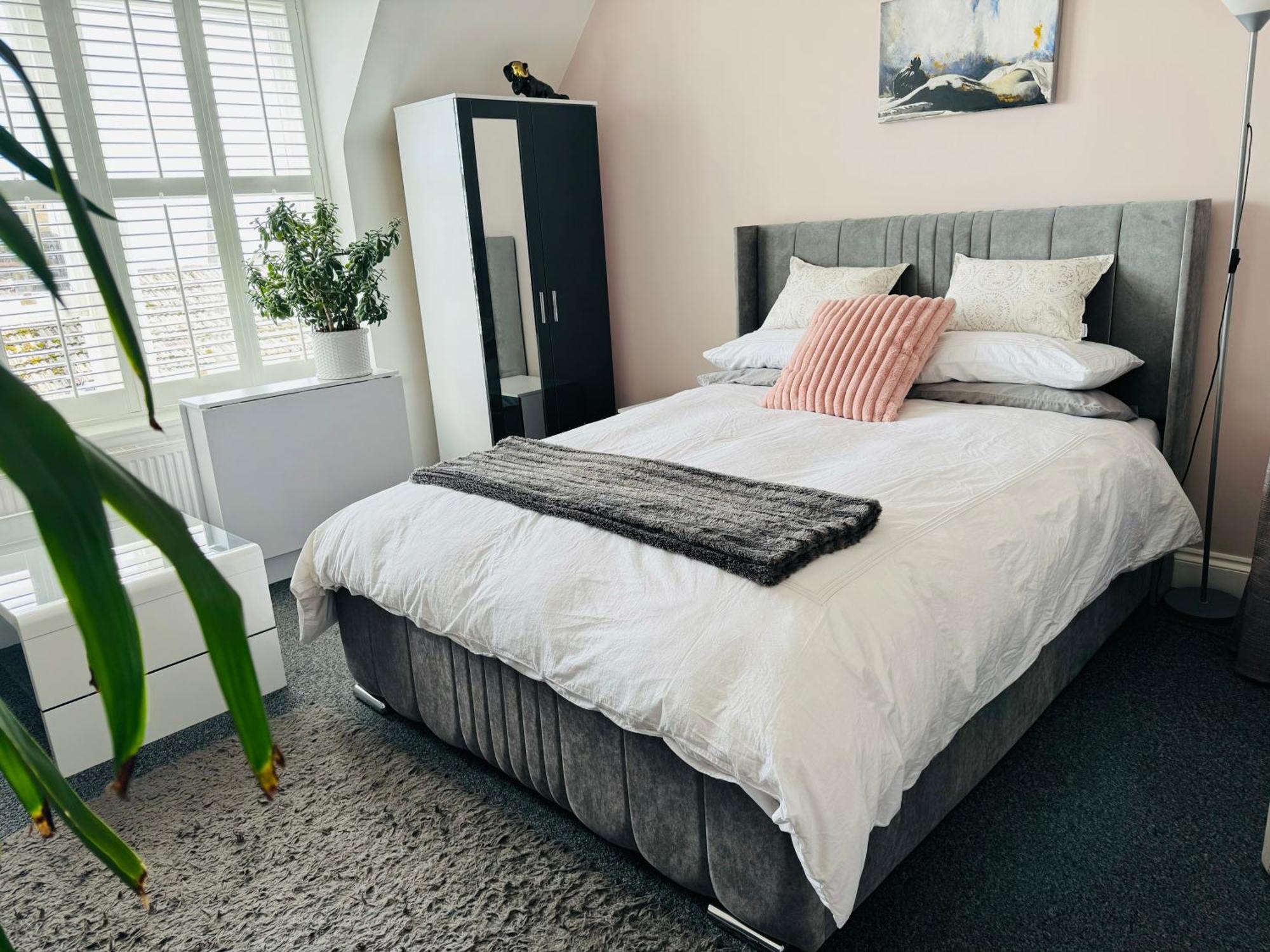 Penthouse Suite, Sea View, Close To Shops, Beach And Train St Leonards-on-Sea Экстерьер фото